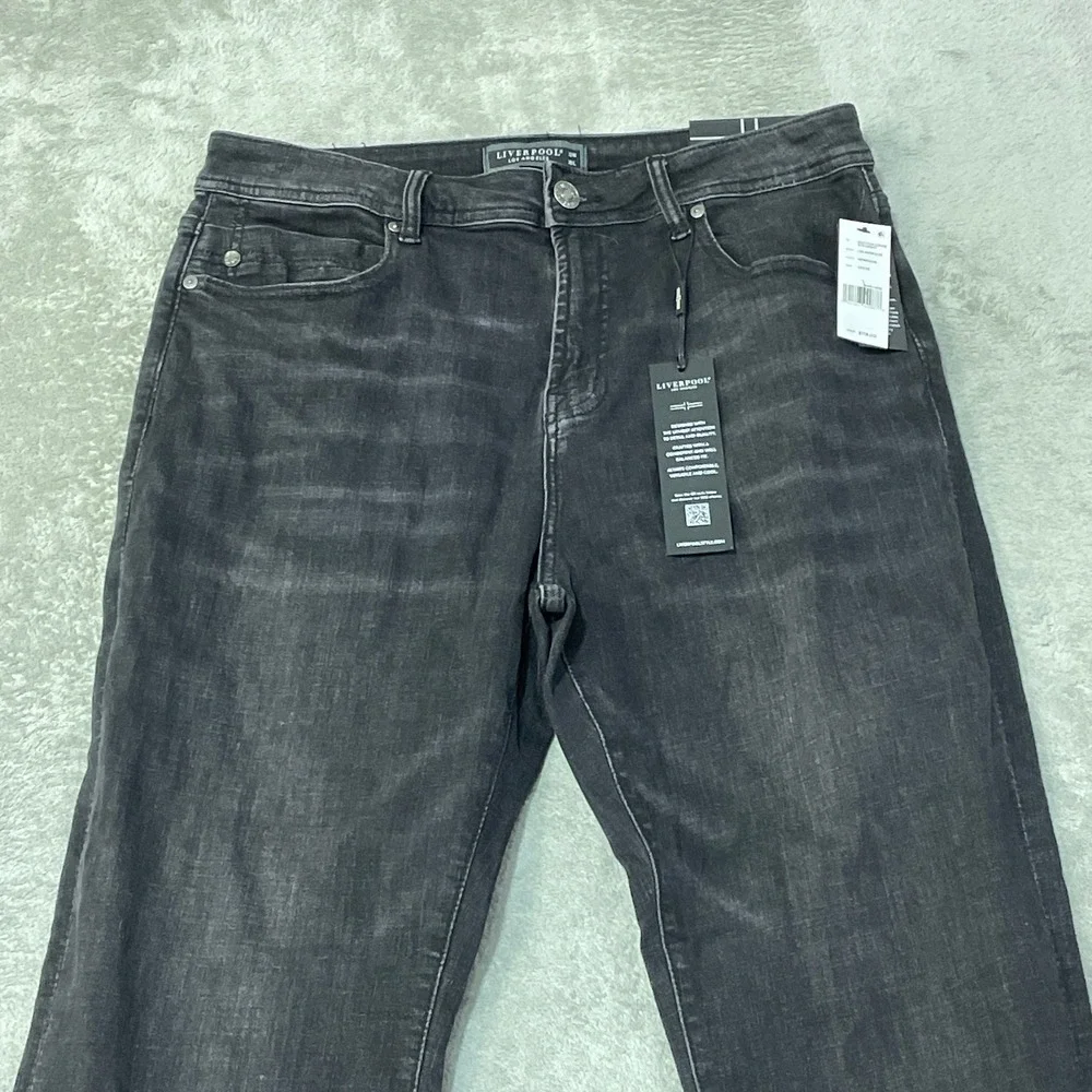 NWT Liverpool Sutton Loose Straight Jeans Men's 33x30 Windsor Black Cotton Denim